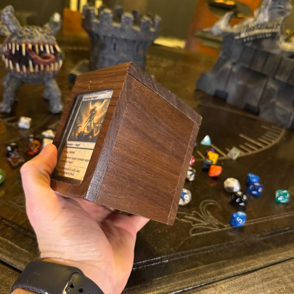 Walnut Premium Wooden Deck Case, Display Window, Magnetic Lid, Fits 100 Double Sleeved Cards