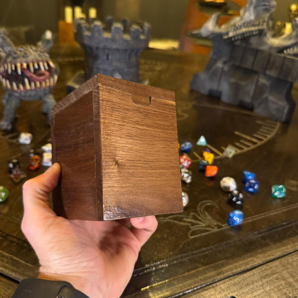 Walnut Premium Wooden Deck Case, Display Window, Magnetic Lid, Fits 100 Double Sleeved Cards